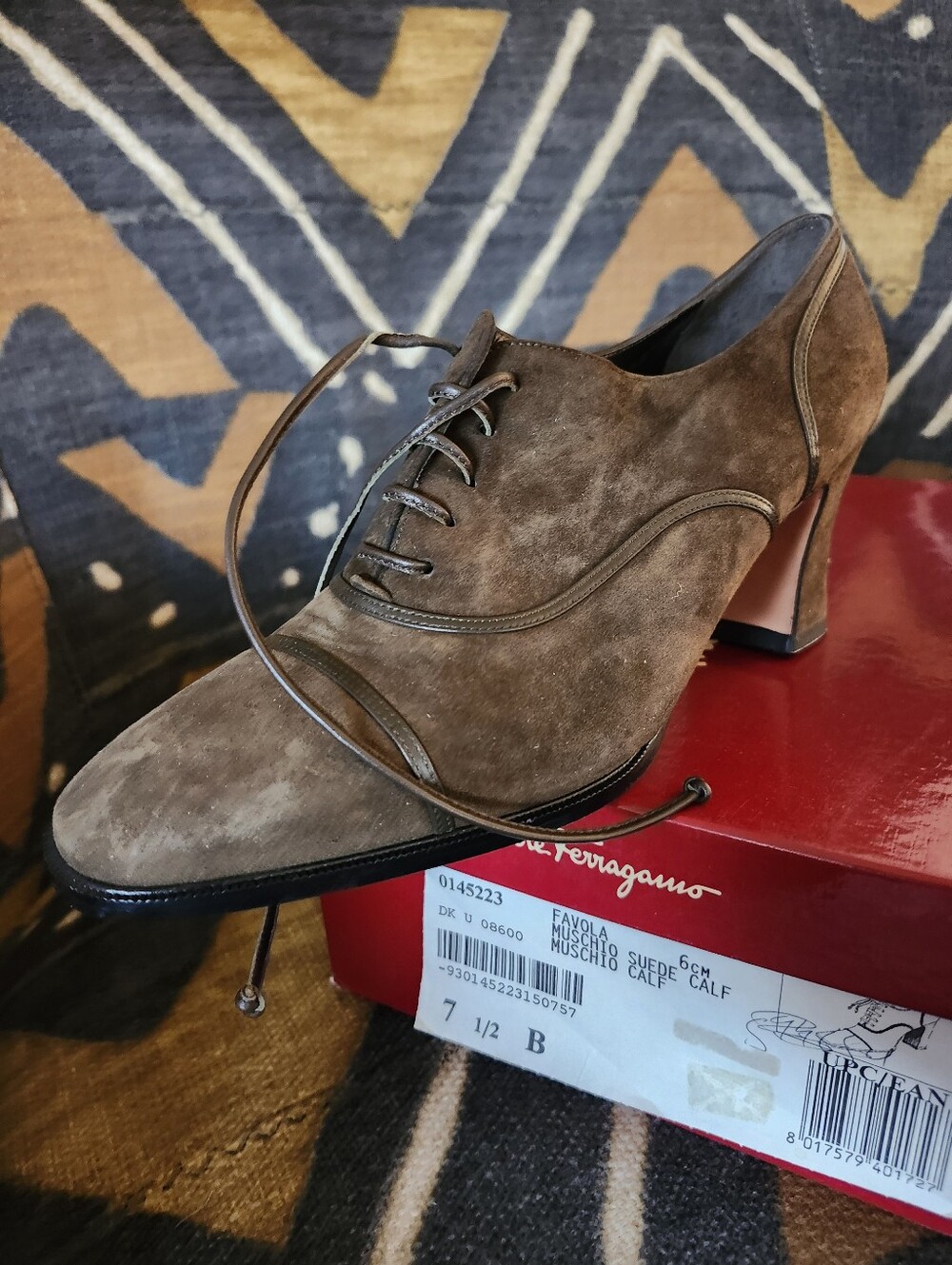 Sale 🥰 Salvatore Ferragamo Favola Suede Lace-Up Heels 7.5B New Vintage AMAZING - Picture 3 of 7
